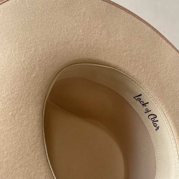 Lack of Color Ivory Rancher - Picture 12 of 12